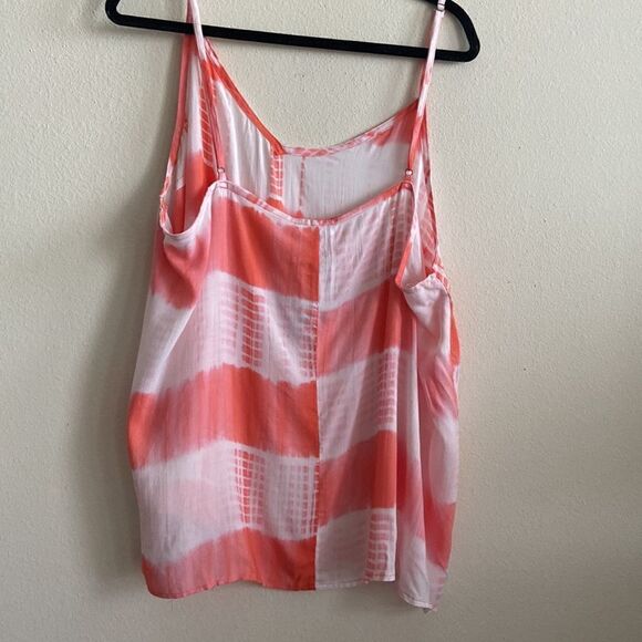 Fetch & Co tie Dye top NWT Sz 2xl - Picture 6 of 10